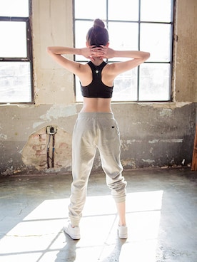 「outfit」｜「アイテム（スラックス）」を使った、츄さん（レディース・164cm）の春コーディネート