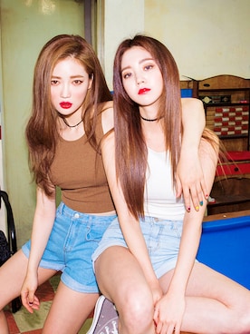 「アイテム（トップス、ブラウン系）」を使った、츄さん（レディース・164cm）の夏コーディネート