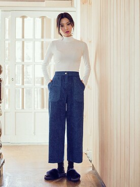 「chuu（チュー）のアイテム（パンツ）」を使った、츄さん（レディース・164cm）の秋コーディネート