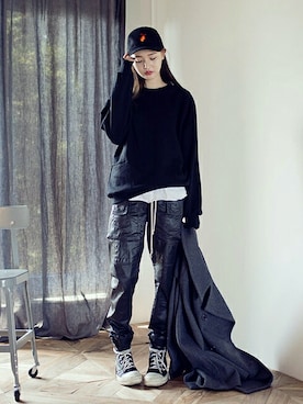 「Rick Owens（リックオウエンス）のアイテム（パンツ）」を使った、츄さん（レディース・164cm）の秋コーディネート