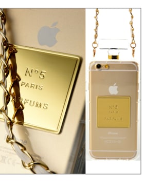 「iPhone5」｜carrier-cityさん（レディース・165cm）の夏コーディネート