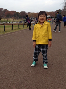 「PETIT BATEAU（プチバトー）のアイテム（その他アウター）」を使った、hinaokoさん（キッズ・100cm）の冬コーディネート