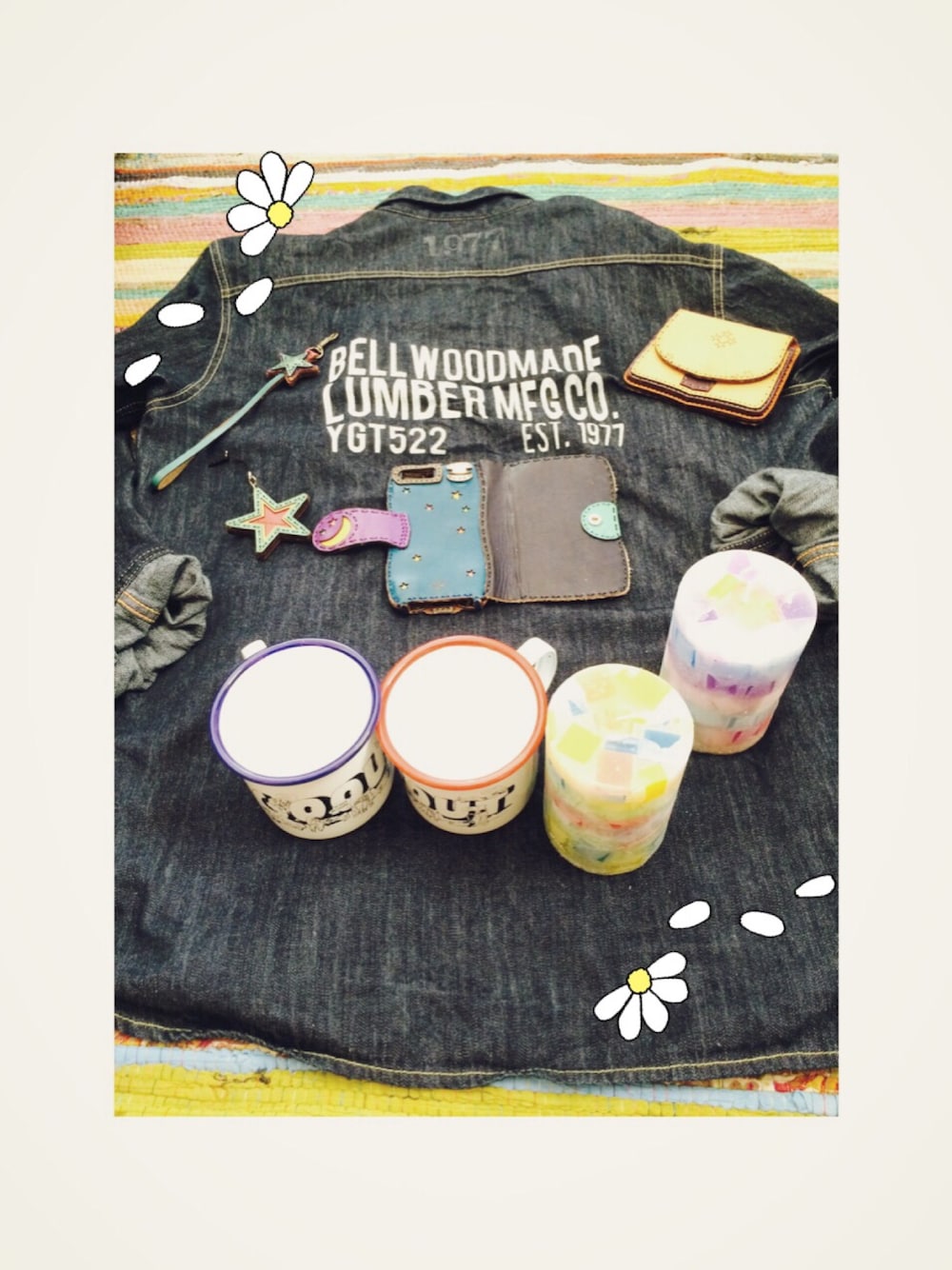 「GOOUTCAMP、デニムシャツ」｜「ojaga designのアイテム（スマホケース/カバー、ブルー系）」を使った、chamks_さん（レディース・153cm）の春コーディネートの1枚目の写真