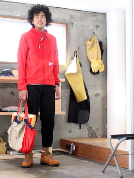 「and wander（アンドワンダー）のアイテム（ブーツ）」を使った、池内啓太さん（メンズ・182cm）の春コーディネート