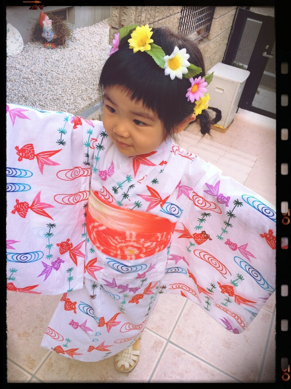 ホワイト系のその他を着用したキッズの夏コーディネートの1枚目の写真