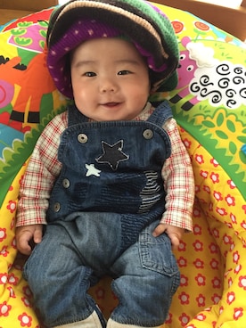 「OSHKOSH（オシュコシュ）のアイテム（Tシャツ/カットソー）」を使った、S&Sさん（キッズ・60cm）の冬コーディネート