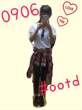 「HEART MARKET（ハートマーケット）のアイテム（Tシャツ/カットソー、ホワイト系）」を使った、あいさん（レディース・163cm）の秋コーディネート