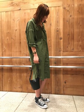 「アパートバイローリーズ」｜「アイテム（シャツワンピース）」を使った、mio🍑さん（レディース・172cm）の秋コーディネート