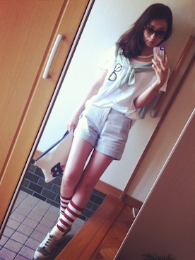「Marc by Marc Jacobs（マークバイマークジェイコブス）のアイテム（スニーカー）」を使った、S.mikakoさん（レディース・163cm）の春コーディネート