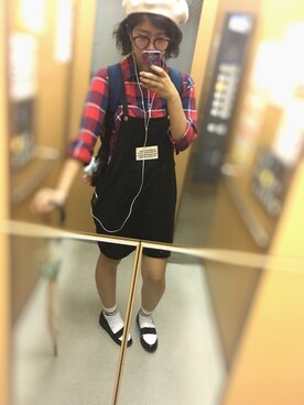 「カフェ」｜「アイテム（ハンチング/ベレー帽）」を使った、いずみ⋆*ೃ:.✧さん（レディース・160cm）の秋コーディネート