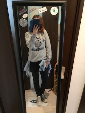 「ダンガリーシャツ」｜「アイテム（スウェット）」を使った、9さん（レディース・164cm）の冬コーディネート
