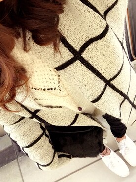「Bershka（ベルシュカ）のアイテム（ニット/セーター、ホワイト系）」を使った、ｋａｎａさん（レディース・150cm）の冬コーディネート