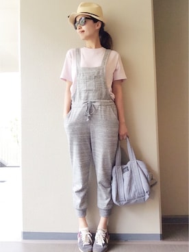 「ハグマグ」｜「アイテム（サロペット/オーバーオール）」を使った、岡田怜奈さん（レディース・160cm）の夏コーディネート