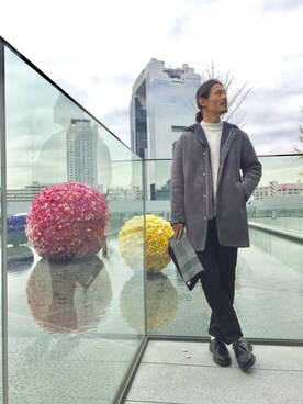 「アイテム（ムートンコート、グレー系）」を使った、masachikaさん（メンズ・180cm）の冬コーディネート
