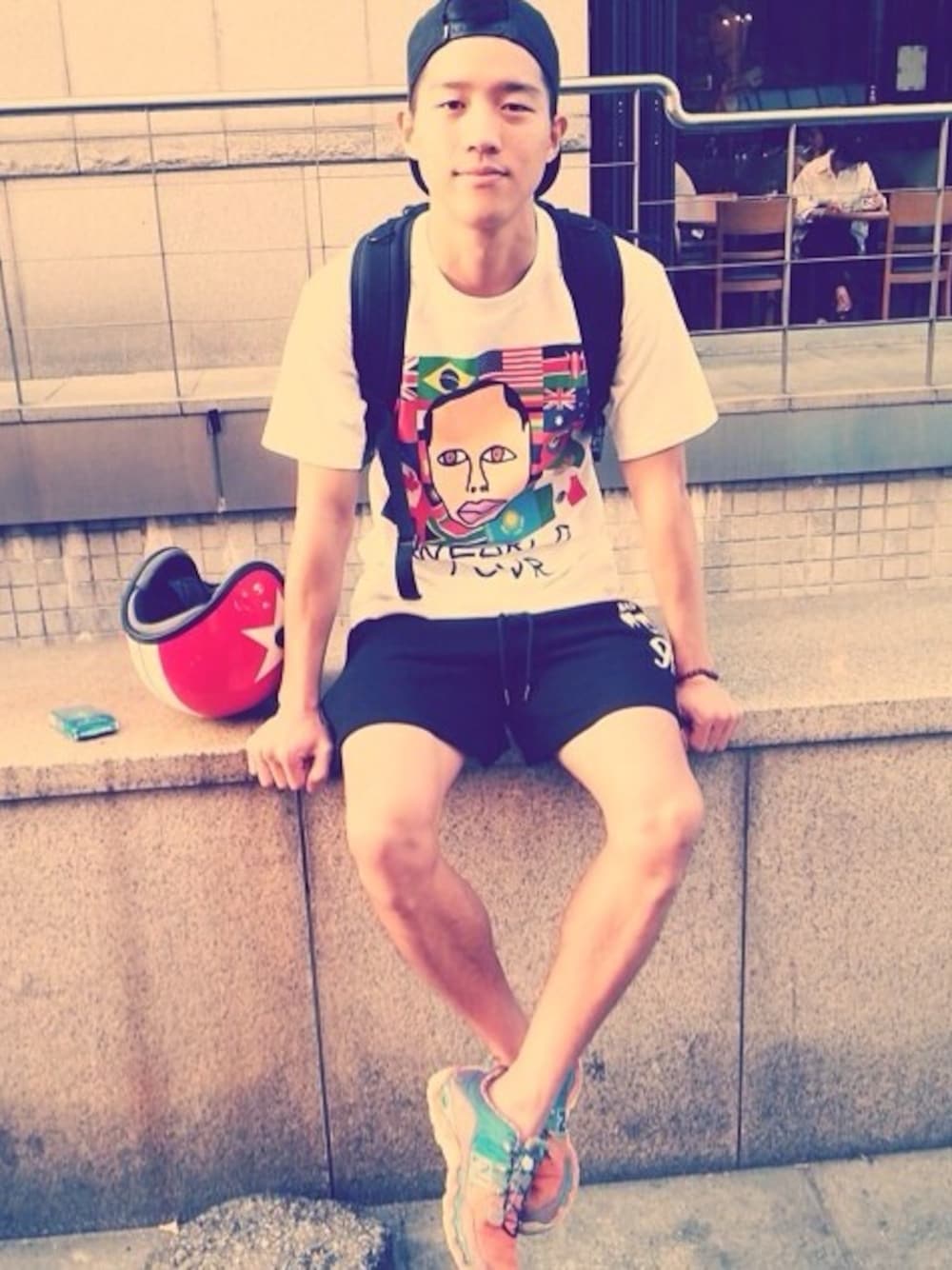 「golfwang、HumanTree、badtooth、New Balance」｜「golfwangのアイテム（Tシャツ/カットソー、ホワイト系）」を使った、함정현さん（メンズ・177cm）の夏コーディネートの1枚目の写真
