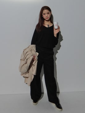 「FIG&VIPER（フィグアンドバイパー）のアイテム（トレンチコート）」を使った、宮城夏鈴さん（レディース・168cm）の冬コーディネート