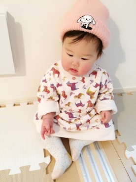 「LAGOM（LAGOM）のアイテム（スウェット、ホワイト系）」を使った、hiitanさん（キッズ・90cm）の冬コーディネート