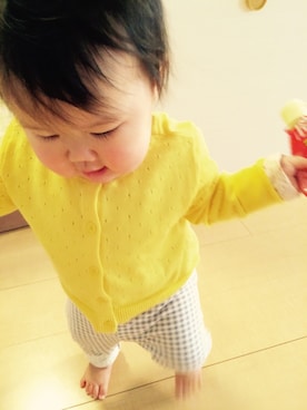 「babyGAP（babyGAP）のアイテム（カーディガン/ボレロ、イエロー系）」を使った、hiitanさん（キッズ・90cm）の春コーディネート