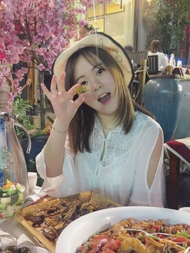 「travel」｜「アイテム（アクセサリー）」を使った、面包小丸子さん（レディース・157cm）の秋コーディネート