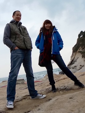 「STAYREAL（ステイリアル）のアイテム（その他アウター、ブルー系）」を使った、Jennifer Wuさん（レディース）の冬コーディネート