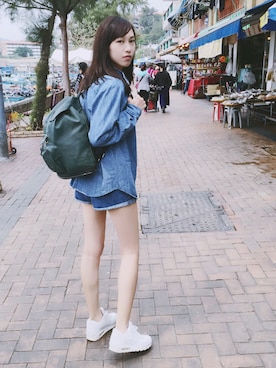 「holiday」｜「アイテム（デニムジャケット）」を使った、Siu Cheukさん（レディース・170cm）の春コーディネート
