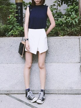 「CBOMBのアイテム」を使った、Siu Cheukさん（レディース・170cm）の秋コーディネート