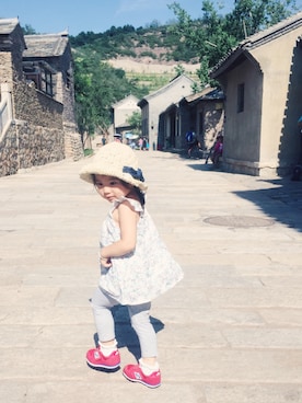 「babygap」｜「アイテム（キャミソール）」を使った、DORAさん（キッズ・90cm）の夏コーディネート