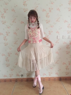 「Katie（ケイティ）のアイテム」を使った、LOooove   ffさん（レディース・173cm）の秋コーディネート