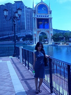 「アイテム（ドレス、グレー系）」を使った、florentijn hastutiさん（レディース・155cm）の冬コーディネート