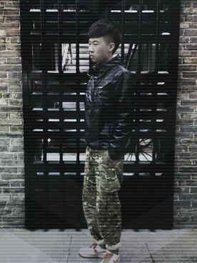 「ROARINGWILDのアイテム（パンツ）」を使った、HYKingさん（メンズ・171cm）の冬コーディネート