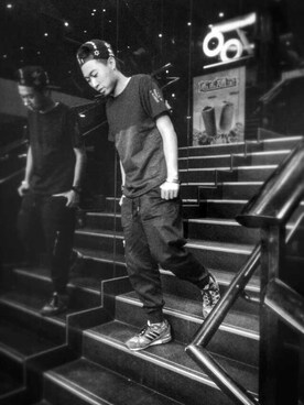 「アイテム（バングル/リストバンド）」を使った、HYKingさん（メンズ・171cm・20代）の冬コーディネート