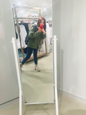「NICE CLAUP（ナイスクラップ）のアイテム（スタジャン）」を使った、Ashleyさん（レディース・160cm）の冬コーディネート