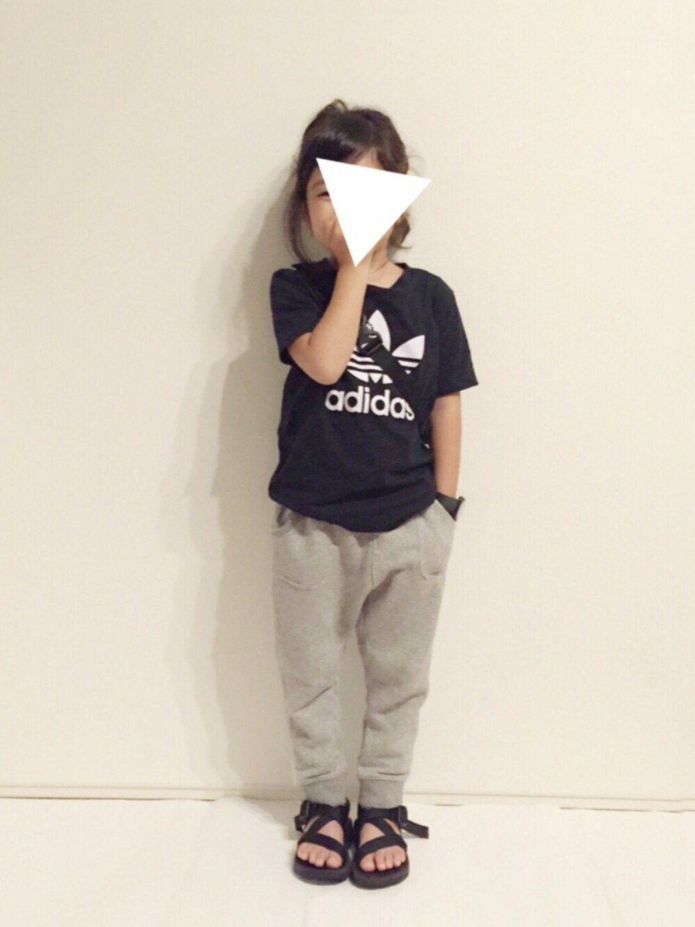 yuuunaさんの「【adicolor】オリジナルス ロゴTシャツ [TREFOIL TEE]（adidas）」を使ったコーディネート