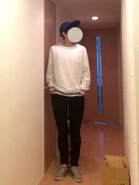 「HVC（エイチブイシー）のアイテム（スウェット）」を使った、Shinchanさん（メンズ・172cm）の春コーディネート
