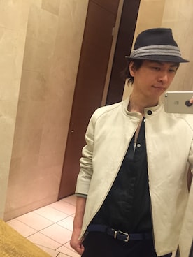 「BLUE WORK（ブルーワーク）のアイテム（トップス）」を使った、土居コウタロウさん（メンズ・174cm・30代）の春コーディネート