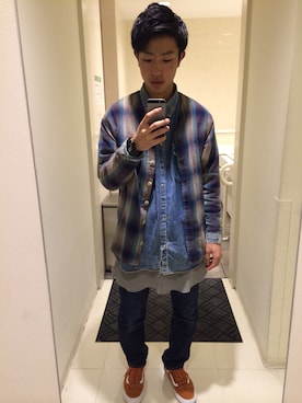 「ノーカラー」｜「アイテム（腕時計）」を使った、リョさん（メンズ・165cm）の冬コーディネート