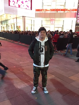 「AAPE BY A BATHING APE（エーエイプバイアベイシングエイプ）のアイテム（ナイロンジャケット）」を使った、葉俊宏さん（メンズ・168cm）の冬コーディネート