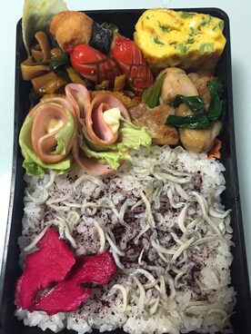 「アイテム（食器/キッチン、ホワイト系）」を使った、キャメロンさん（レディース・152cm）の秋コーディネート