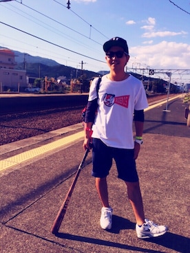 「Rodeo Crowns（ロデオクラウンズ）のアイテム（Tシャツ/カットソー）」を使った、kotaさん（メンズ・169cm）の秋コーディネート