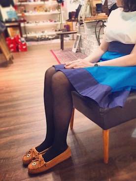 「Minnetonka（ミネトンカ）のアイテム」を使った、SHOECLOSETお台場店さん（レディース・173cm）の秋コーディネート