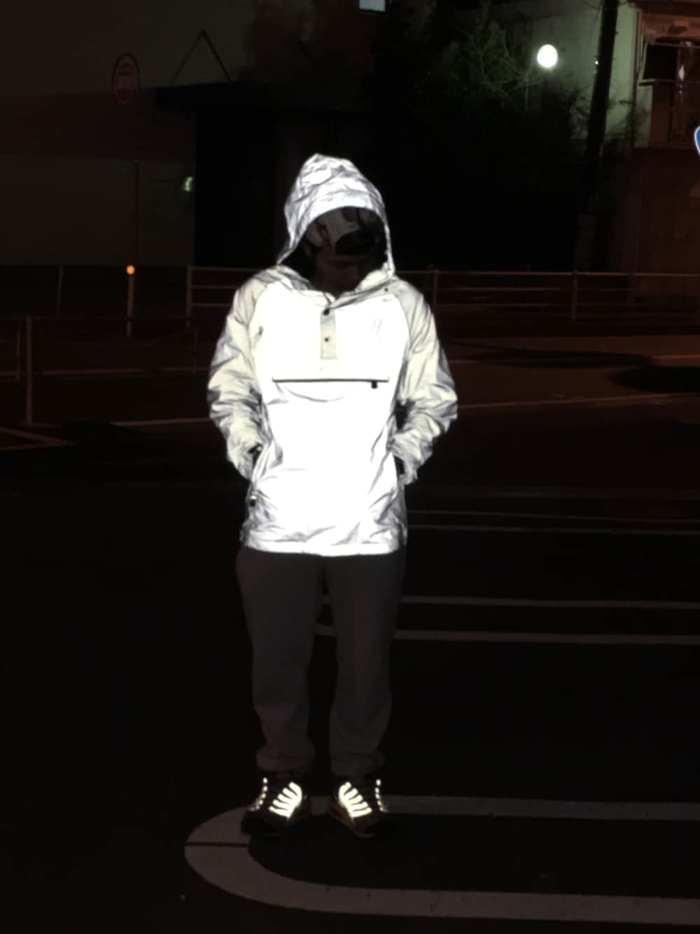 「supreme、キャンプキャップ、ジェットキャップ、HUFbronze、NIKE、airmaxFUMARA、HUF、bronze56k」｜「Supreme のsupreme jetcap（キャップ、ホワイト系）」を使った、Takezooo。さん（メンズ・160cm）の冬コーディネートの1枚目の写真