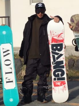「Champion（チャンピオン）のアイテム（ニット/セーター）」を使った、WYFさん（メンズ・178cm）の春コーディネート