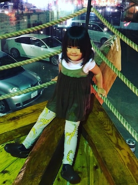 「Mini Rodini（ミニロディーニ）のアイテム（レッグウェア）」を使った、Milkyさん（キッズ・100cm）の秋コーディネート