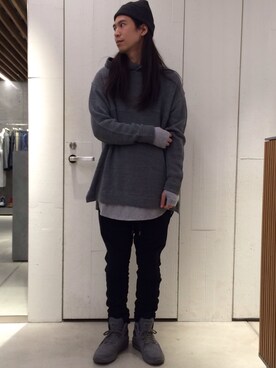 「MONKEY TIME（モンキータイム）のアイテム（スニーカー）」を使った、大谷和宏さん（メンズ・175cm）の秋コーディネート