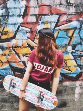 「lojakのアイテム（Tシャツ/カットソー、その他）」を使った、Chen Winnieさん（レディース）の春コーディネート