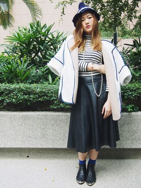 「skirt」｜「アイテム（ノーカラージャケット）」を使った、Lydia Liu さん（レディース・171cm）の冬コーディネート