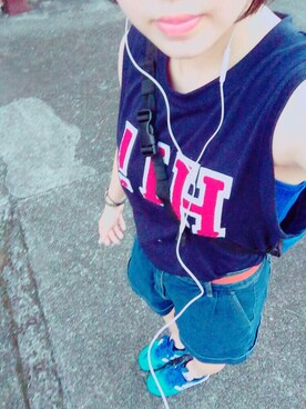 「アイテム（ボディバッグ/ウエストポーチ、ブルー系）」を使った、Chiiさん（レディース・163cm）の夏コーディネート