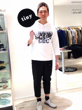 「スラックスパンツ」｜「アイテム（スウェット）」を使った、tinyworldさん（メンズ・175cm）の春コーディネート