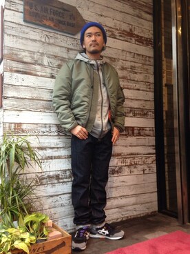 「ニットキャップ」｜「アイテム（MA-1）」を使った、Urusidairaさん（メンズ・166cm）の冬コーディネート