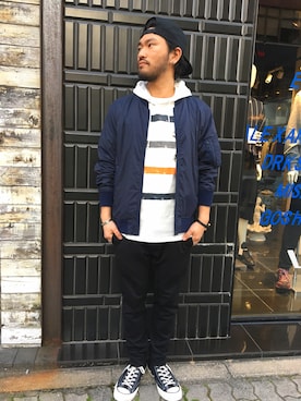 「チャックテイラー」｜「アイテム（MA-1）」を使った、Urusidairaさん（メンズ・166cm）の春コーディネート